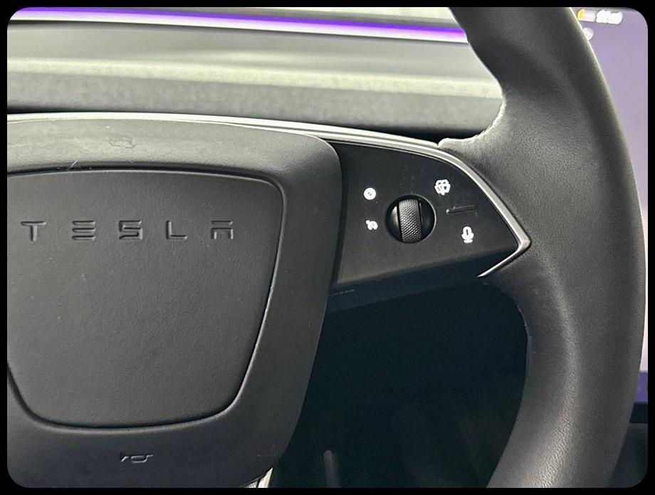 Tesla Model 3 Base 2024