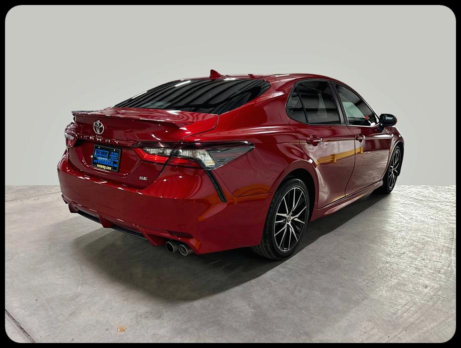Toyota Camry SE 2023