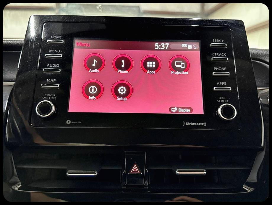 Toyota Camry SE 2023