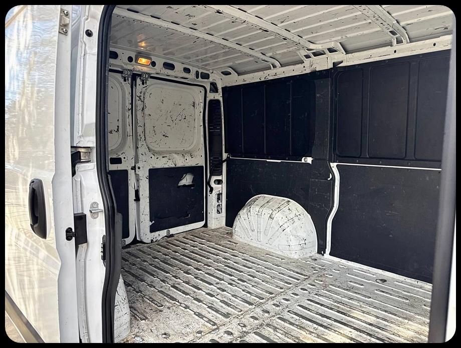 RAM Promaster 1500 Low Roof 118-in. WB 2021