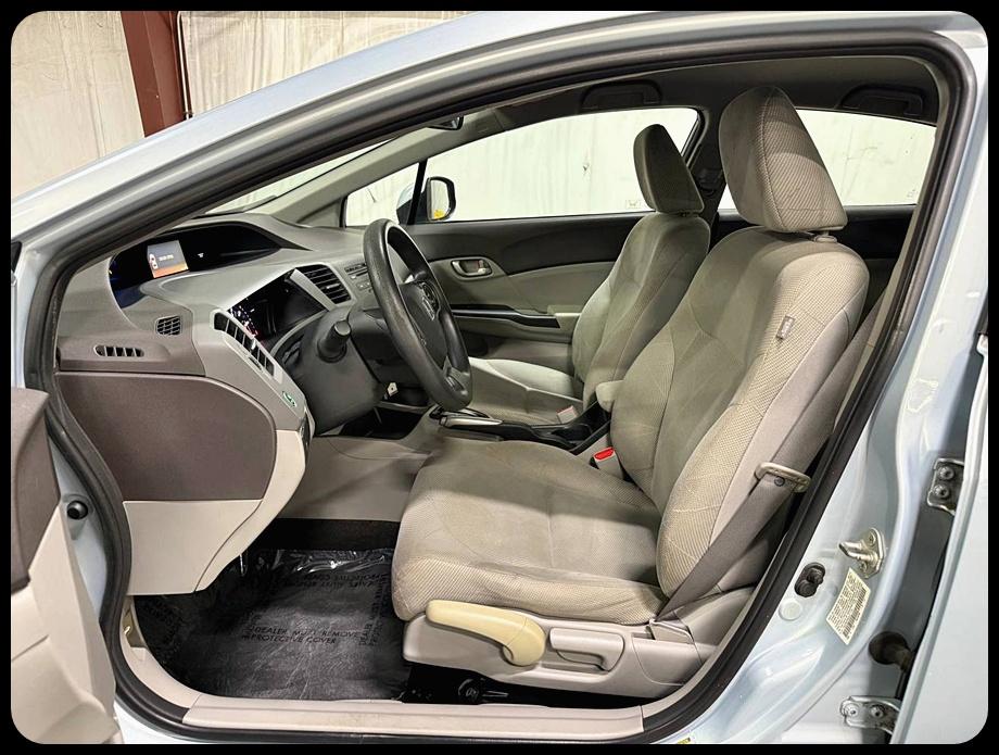 Honda Civic LX Sedan 5-Speed AT 2012