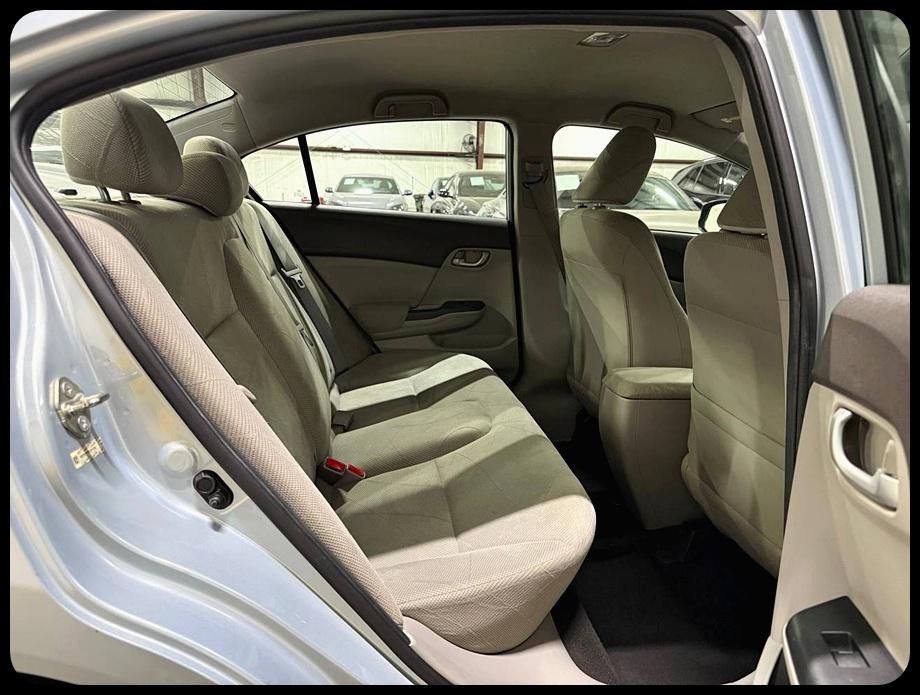 Honda Civic LX Sedan 5-Speed AT 2012