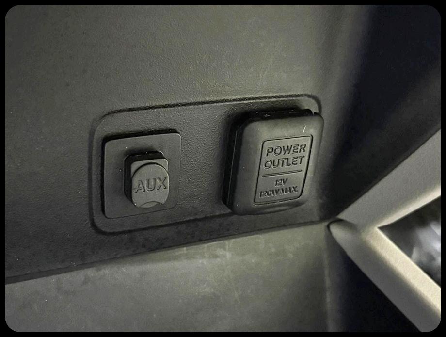 Honda Civic LX Sedan 5-Speed AT 2012