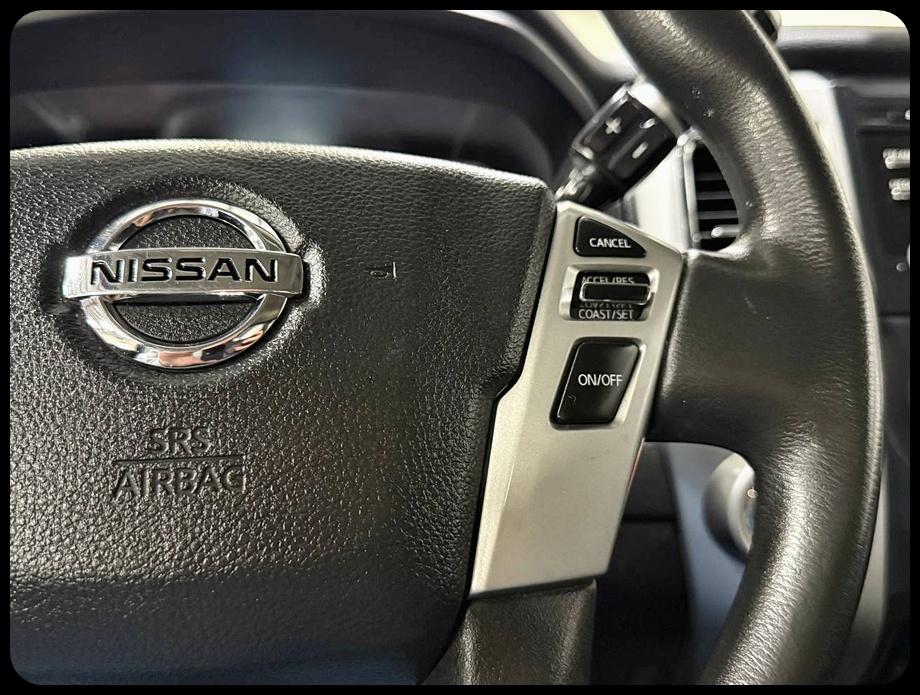 Nissan Titan  2017