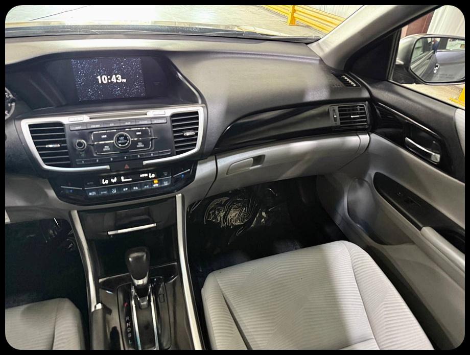 Honda Accord LX Sedan CVT 2017