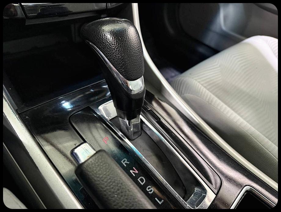 Honda Accord LX Sedan CVT 2017