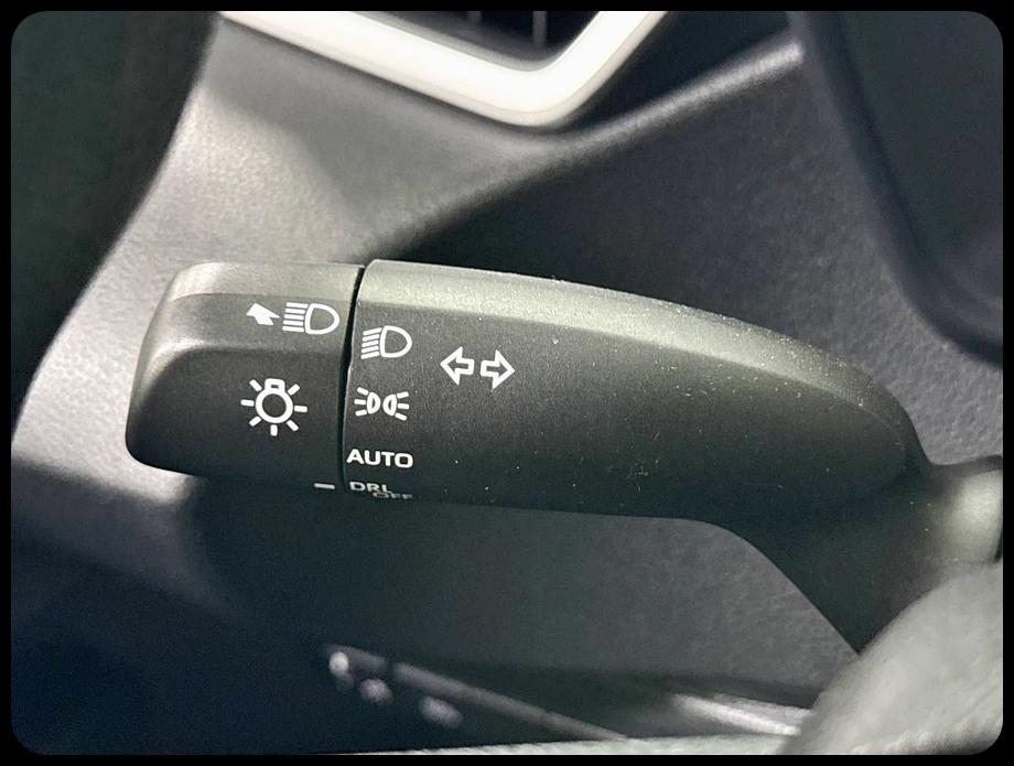 Toyota Corolla LE 2021