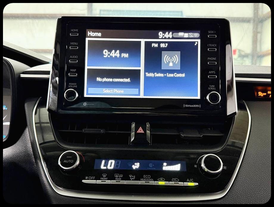 Toyota Corolla LE 2021