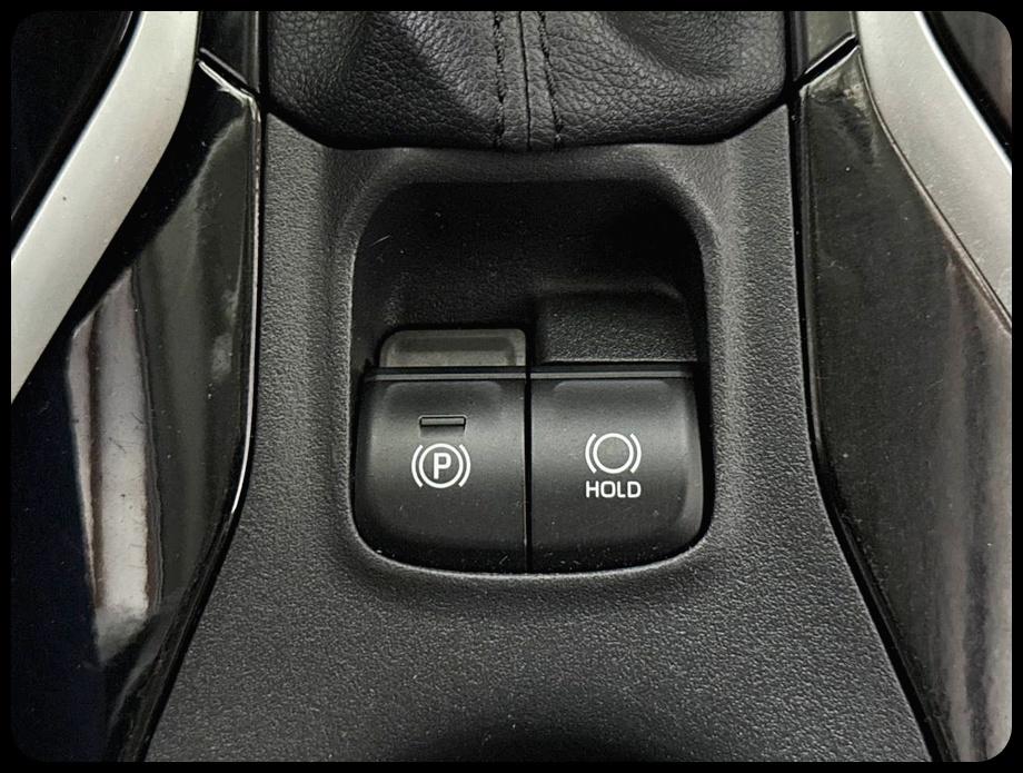 Toyota Corolla LE 2021