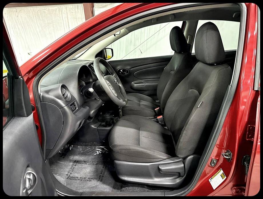 Nissan Versa 1.6 S 5M 2019