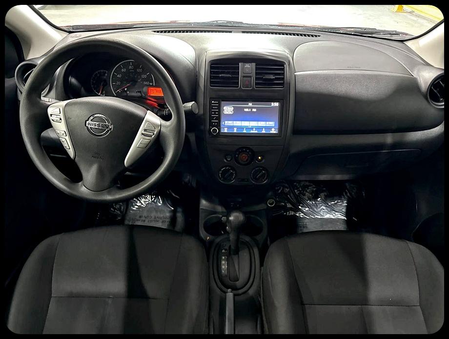 Nissan Versa 1.6 S 5M 2019