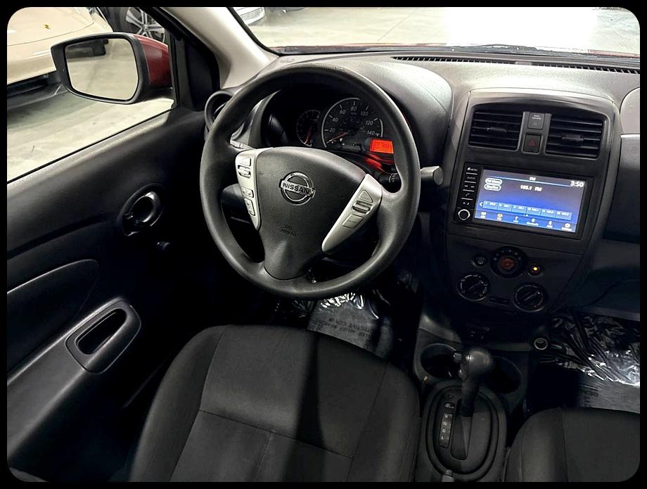 Nissan Versa 1.6 S 5M 2019