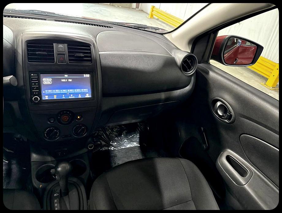 Nissan Versa 1.6 S 5M 2019