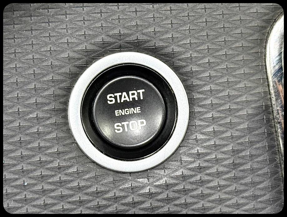 Land Rover Range Rover Evoque R-Dynamic S 2022