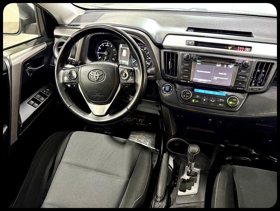 Toyota RAV4 XLE FWD 2018