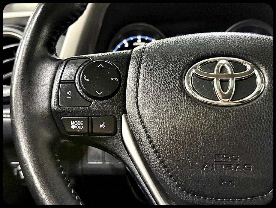 Toyota RAV4 XLE FWD 2018