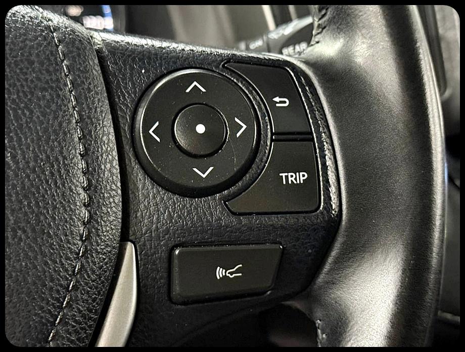 Toyota RAV4 XLE FWD 2018