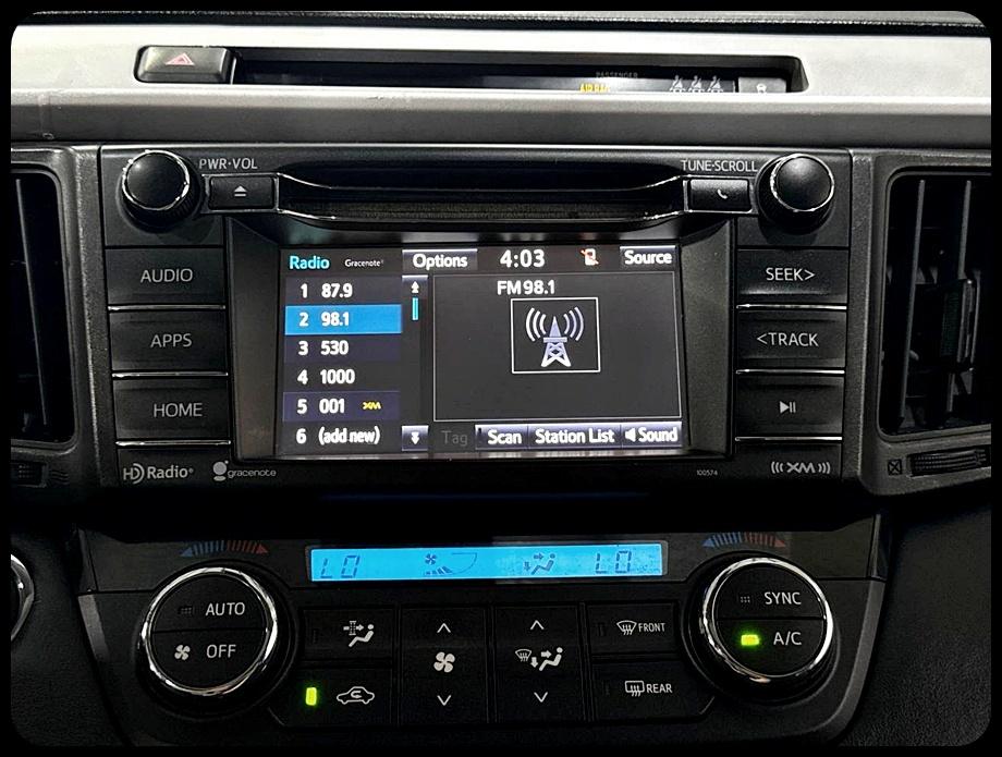 Toyota RAV4 XLE FWD 2018