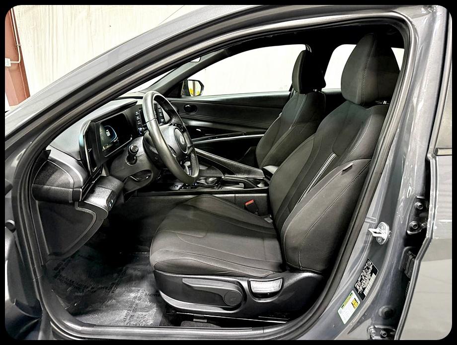 Hyundai Elantra SEL Sport 2025