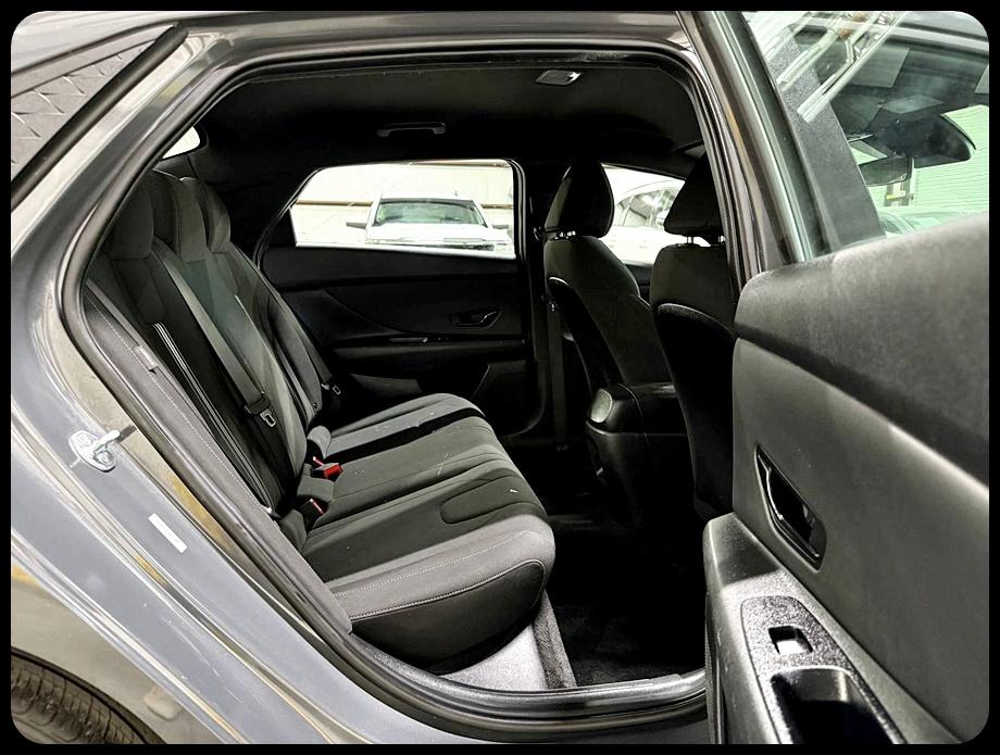 Hyundai Elantra SEL Sport 2025