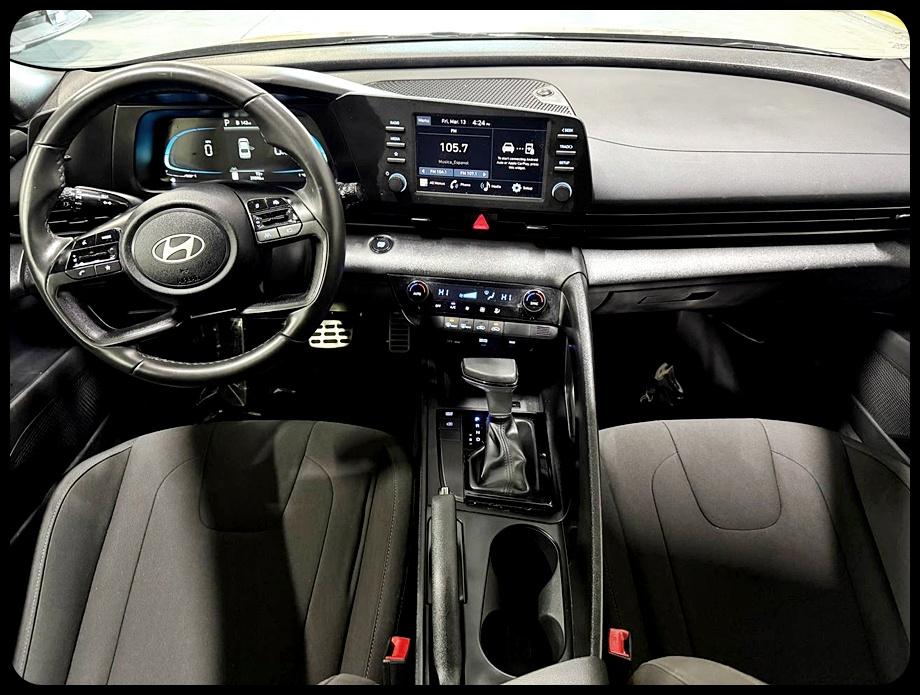 Hyundai Elantra SEL Sport 2025