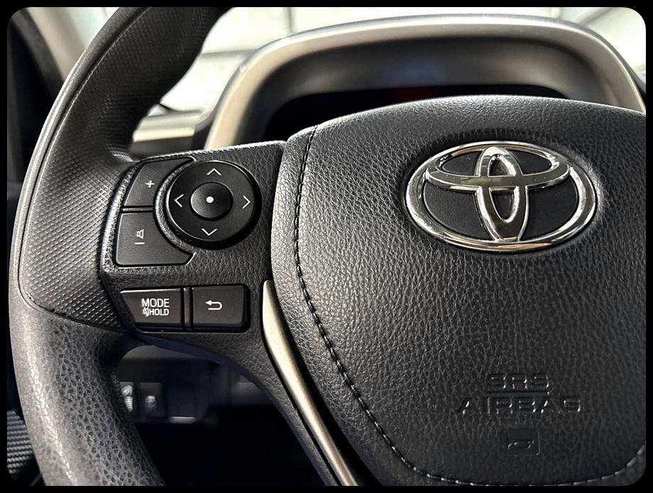 Toyota RAV4 LE FWD 2015