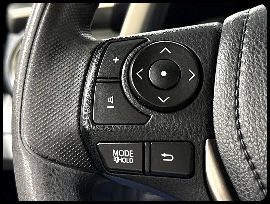 Toyota RAV4 LE FWD 2015