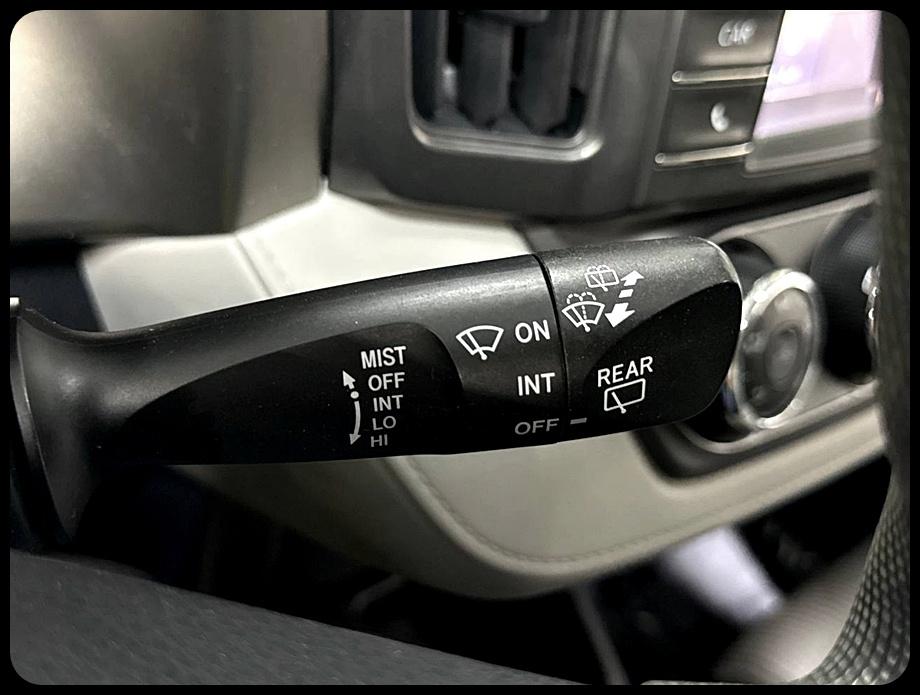 Toyota RAV4 LE FWD 2015