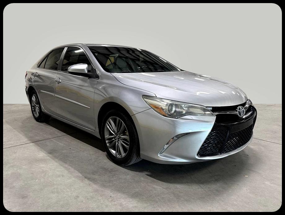 Toyota Camry SE 2017