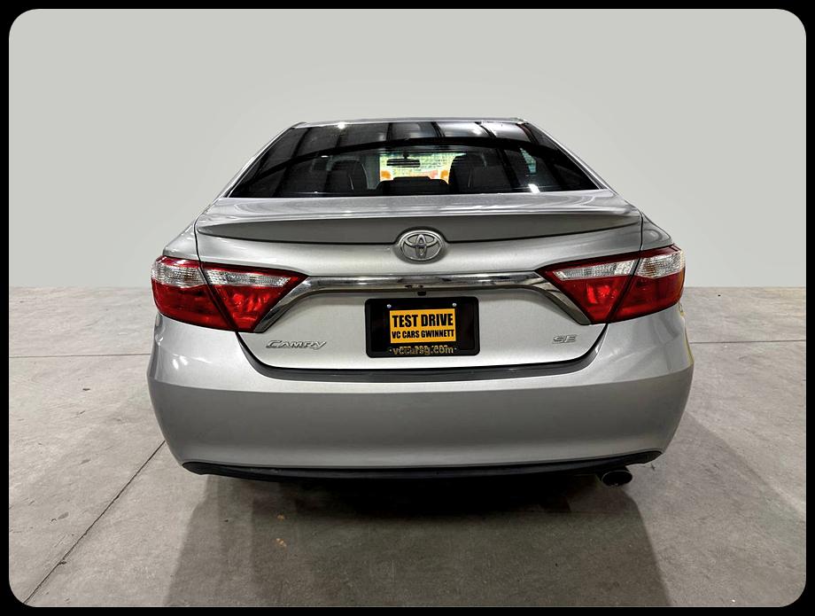 Toyota Camry SE 2017