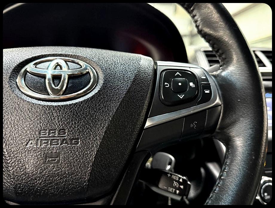 Toyota Camry SE 2017