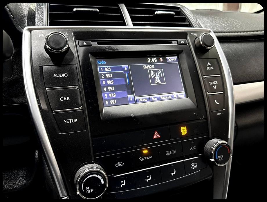 Toyota Camry SE 2017