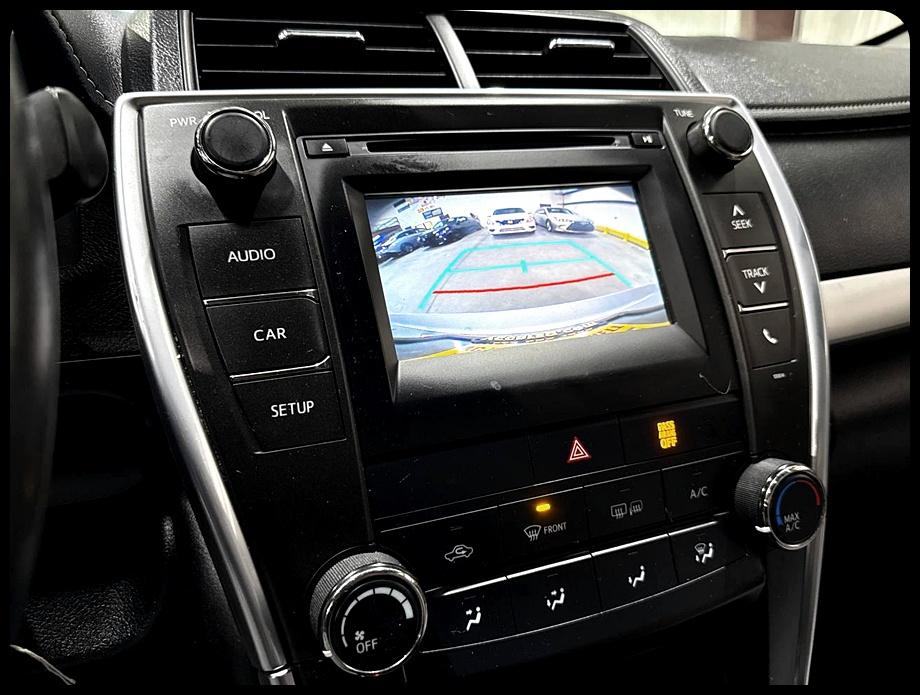 Toyota Camry SE 2017