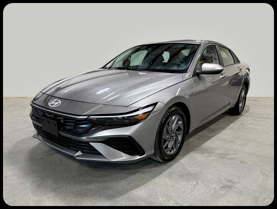 Hyundai Elantra SEL 2024