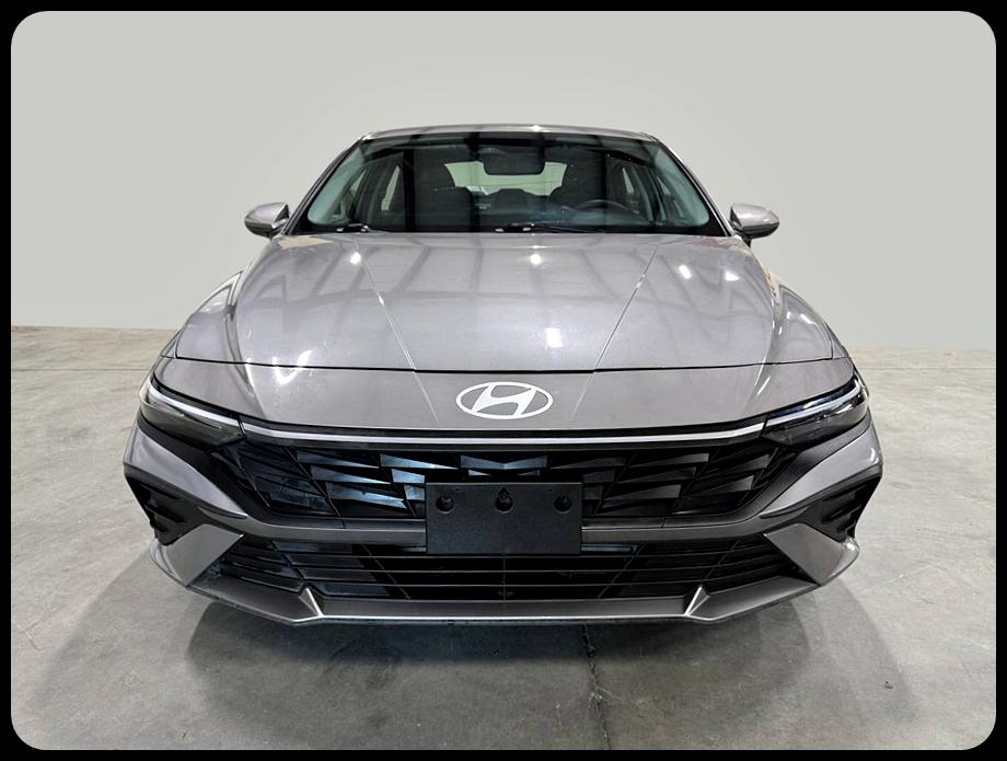Hyundai Elantra SEL 2024