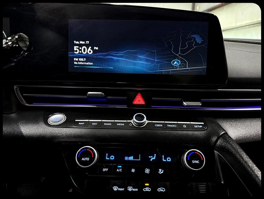 Hyundai Elantra SEL 2024