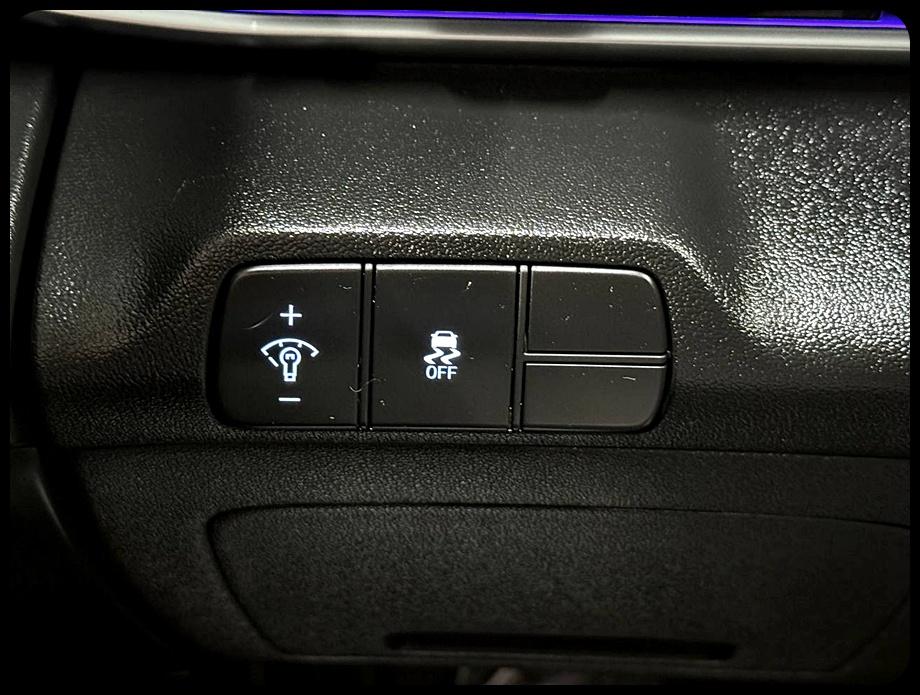 Hyundai Elantra SEL 2024