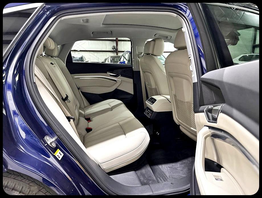 Audi e-tron Sportback Premium Plus quattro 2022