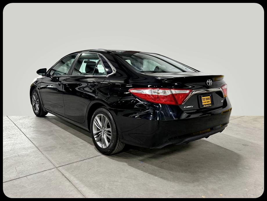 Toyota Camry SE 2016