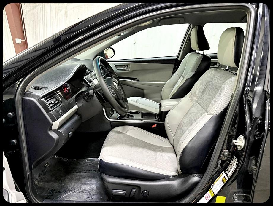 Toyota Camry SE 2016