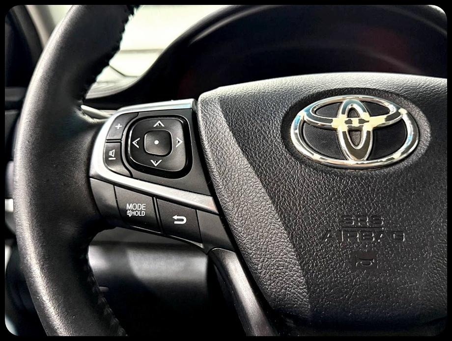 Toyota Camry SE 2016