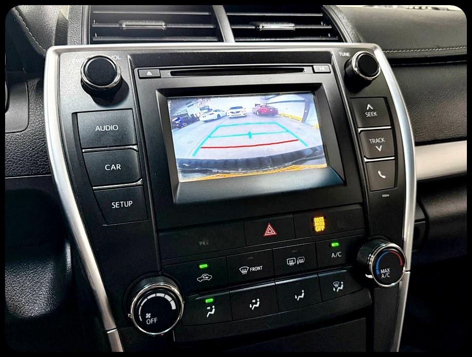 Toyota Camry SE 2016