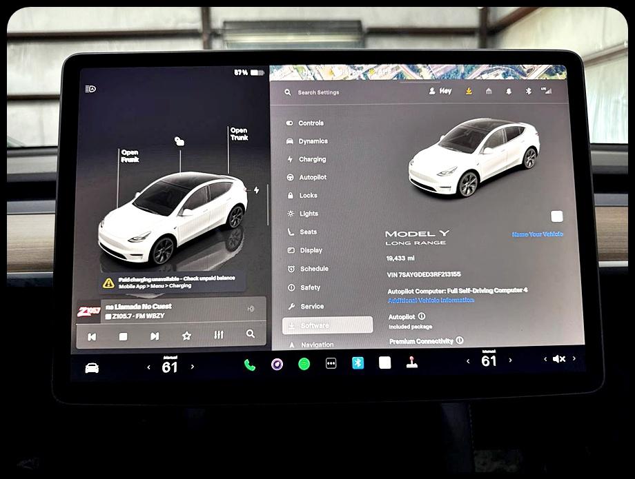 Tesla Model Y  2024
