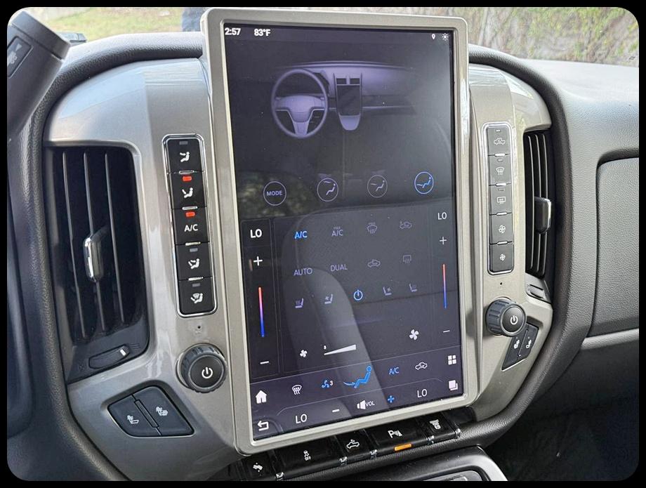 Chevrolet Silverado 3500HD LT Crew Cab 4WD 2015