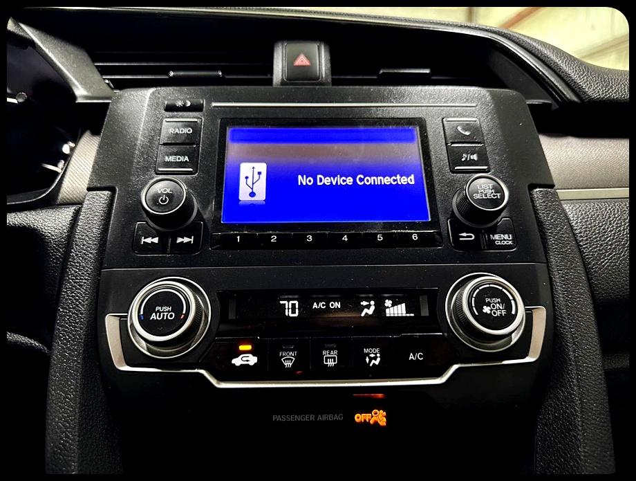 Honda Civic LX Sedan CVT 2017