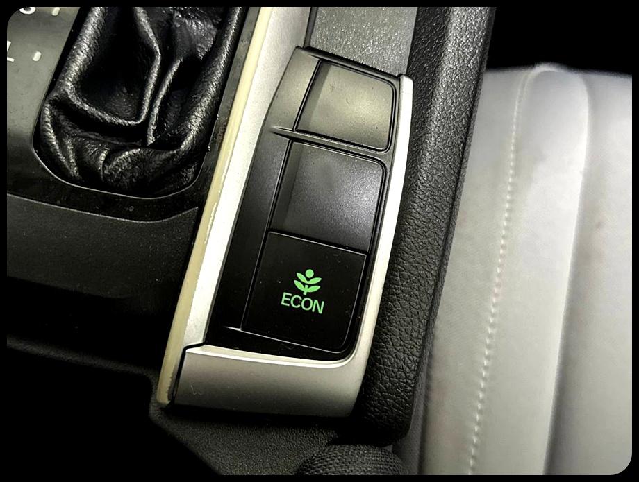 Honda Civic LX Sedan CVT 2017