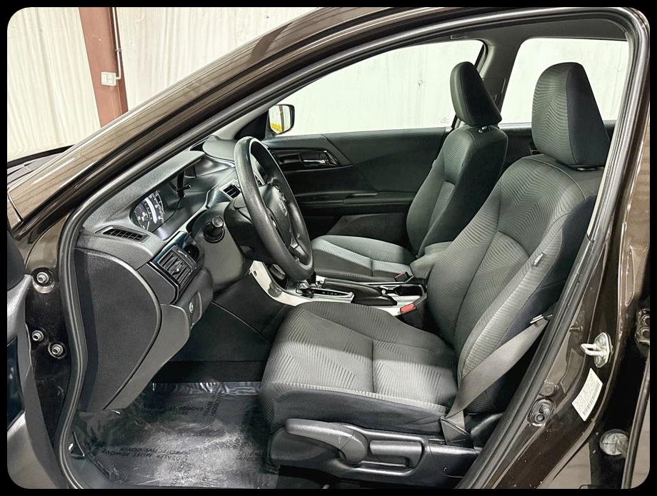 Honda Accord LX Sedan CVT 2017