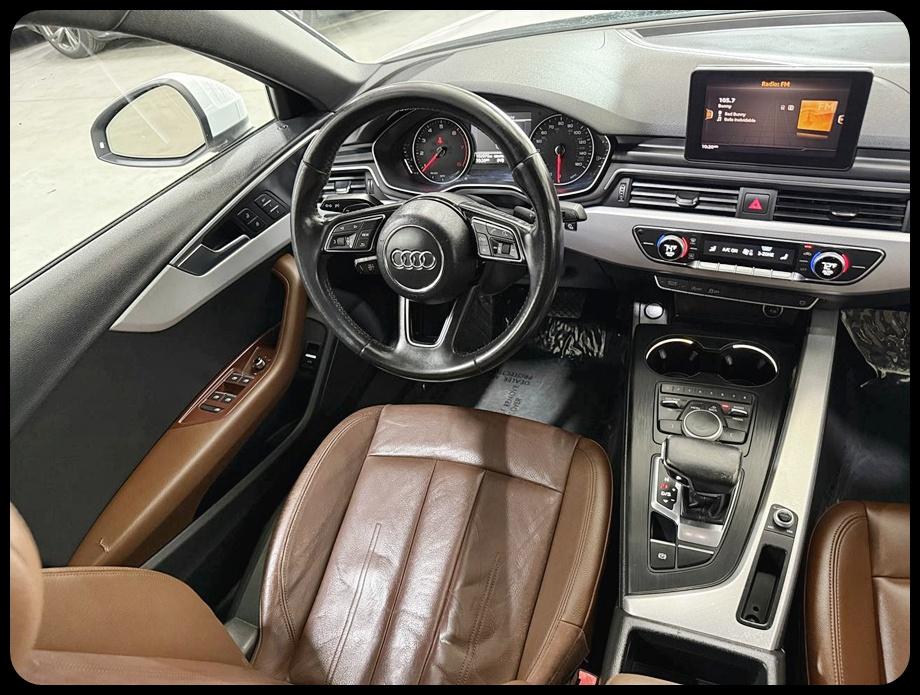 Audi A4 2.0T Premium Sedan 2017