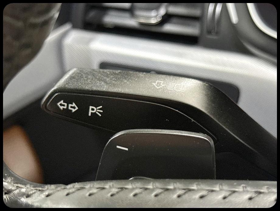 Audi A4 2.0T Premium Sedan 2017