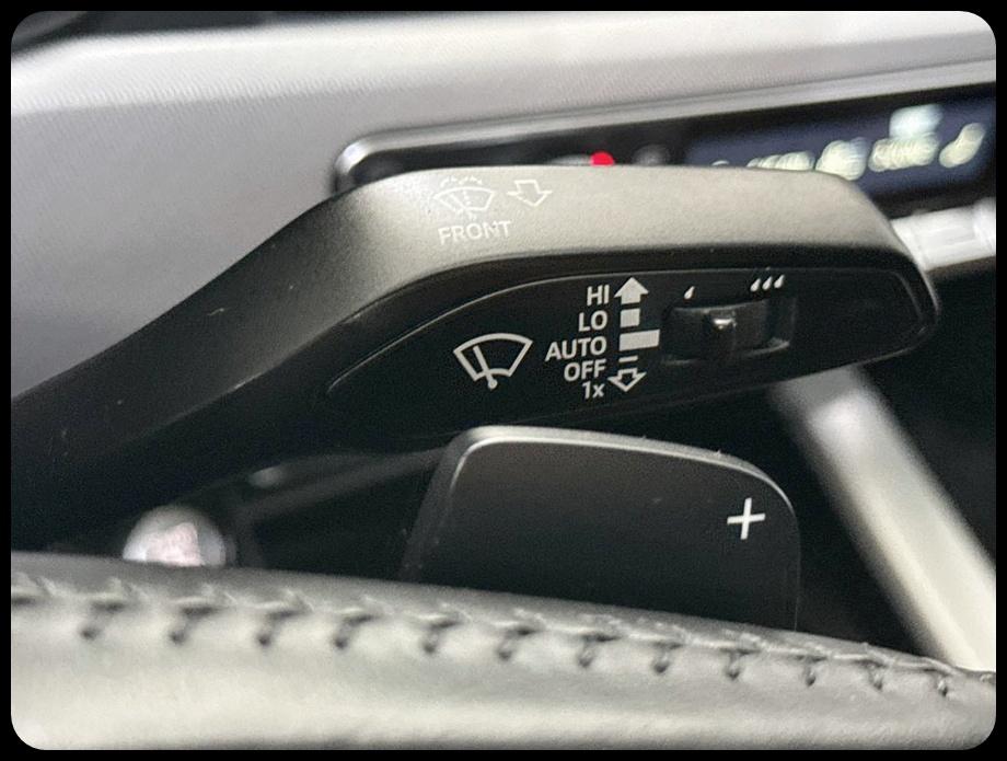 Audi A4 2.0T Premium Sedan 2017